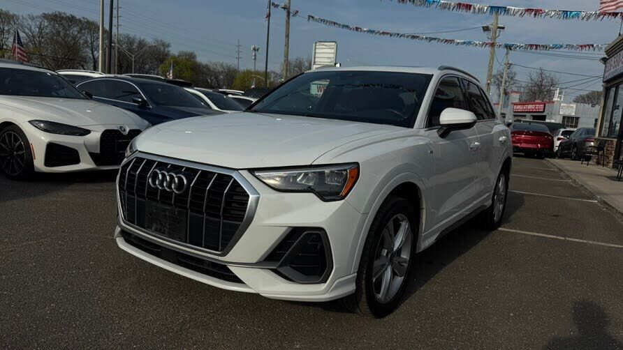2021 AUDI Q3