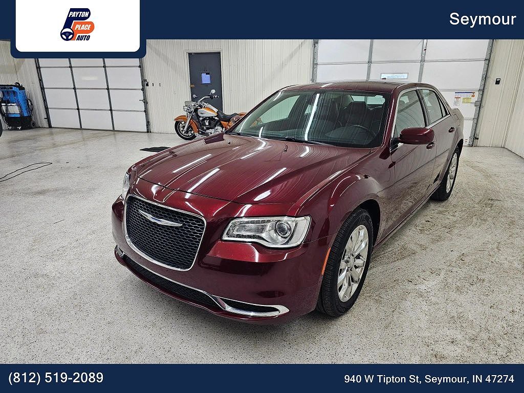 2017 Chrysler 300