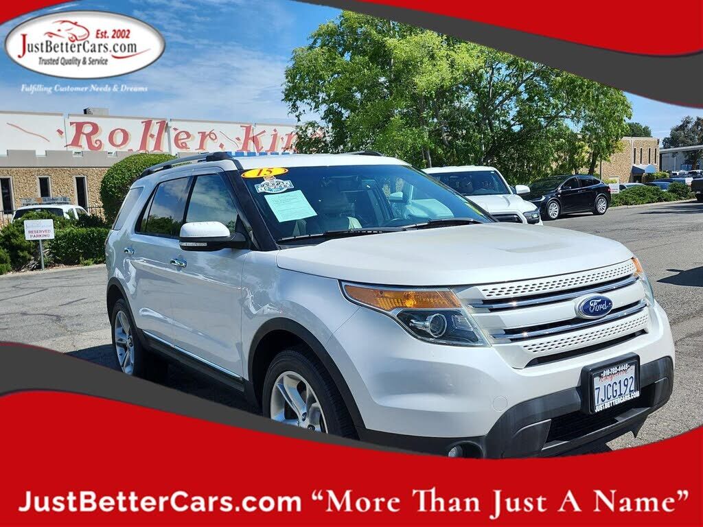 2015 FORD Explorer