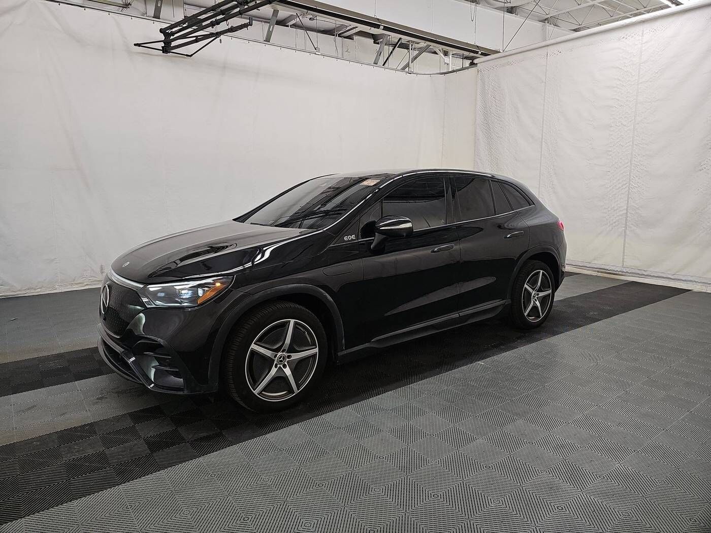 2023 MERCEDES-BENZ EQE-Class SUV