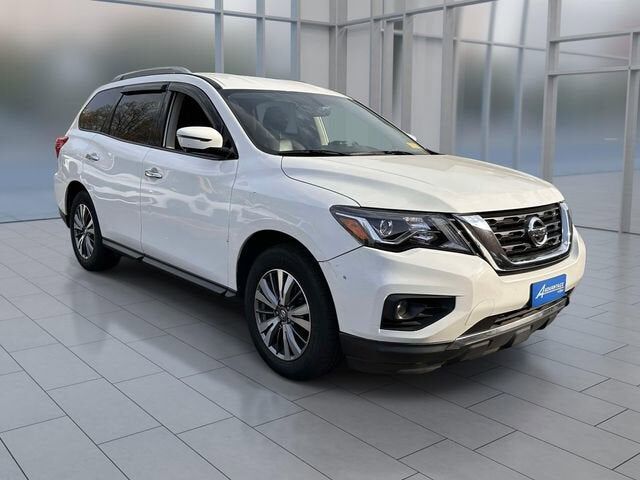 2020 NISSAN Pathfinder