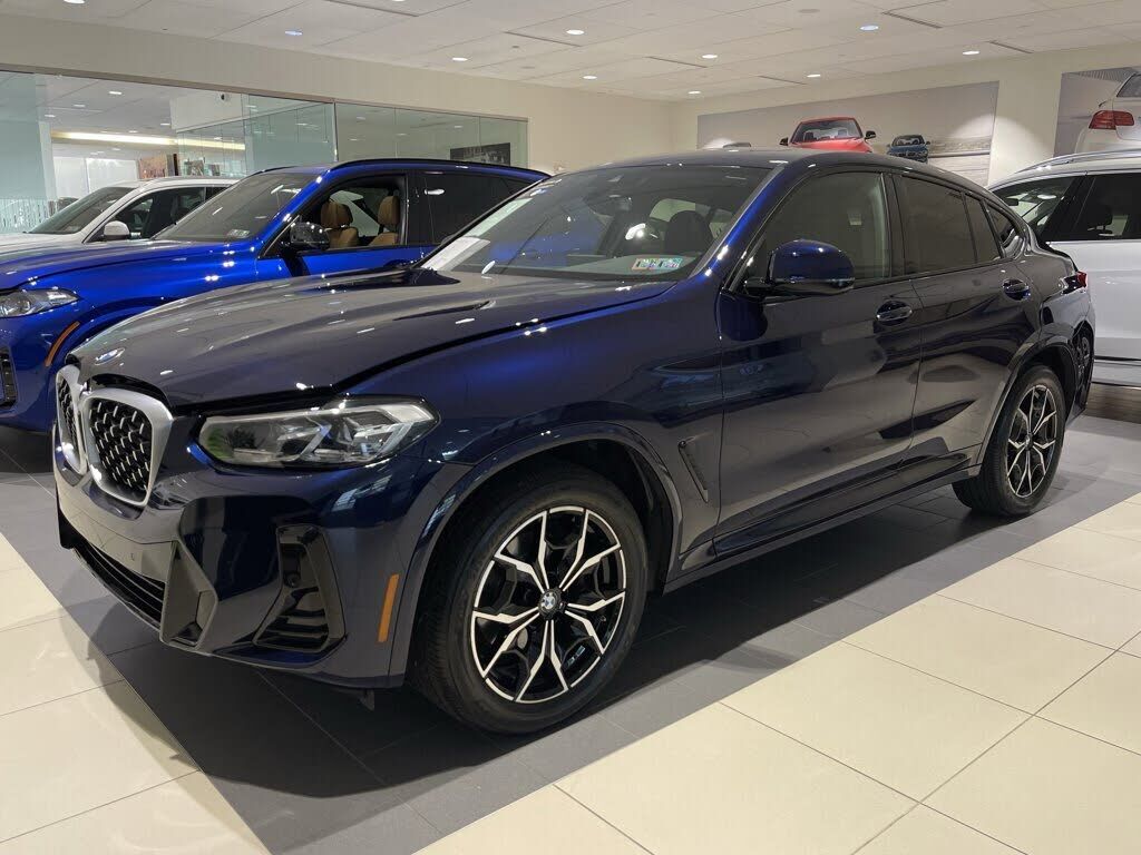 2023 BMW X4