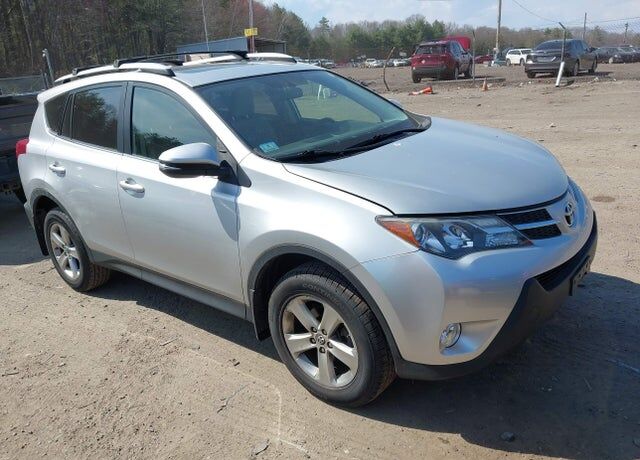 2015 TOYOTA RAV4