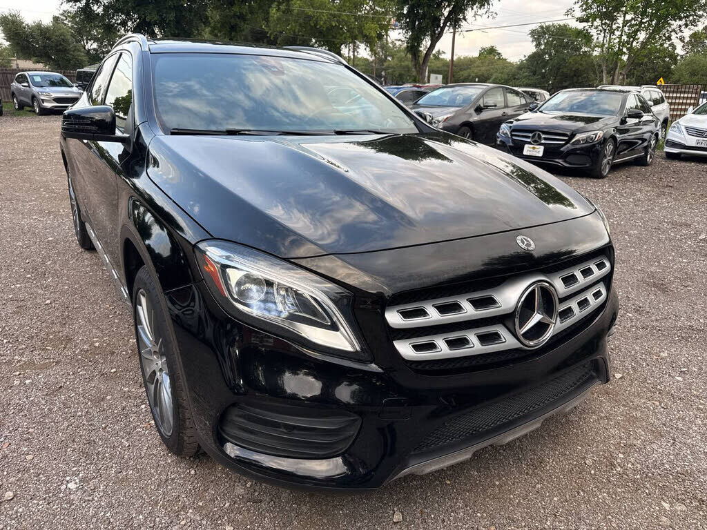 2019 MERCEDES-BENZ GLA-Class
