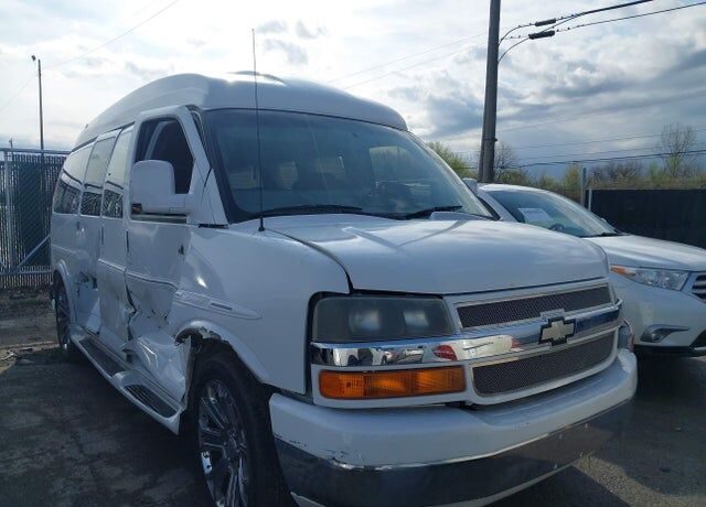 2010 CHEVROLET Express