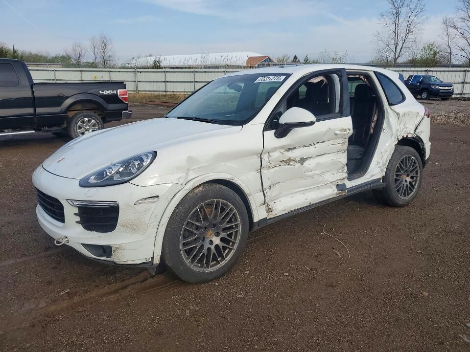 2017 PORSCHE Cayenne