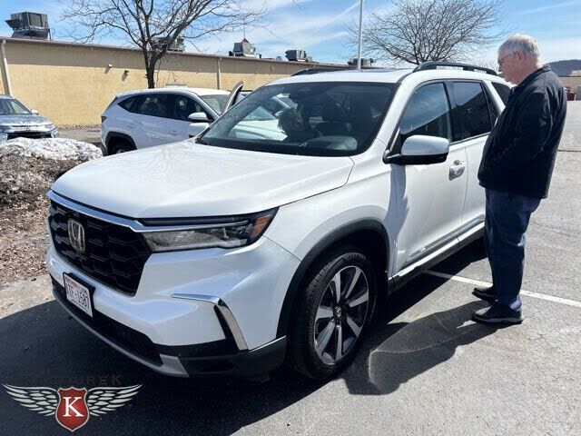 2023 HONDA Pilot