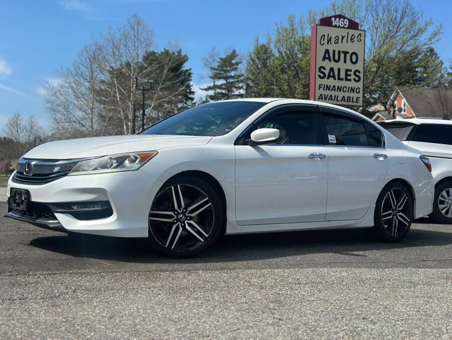 2017 HONDA Accord