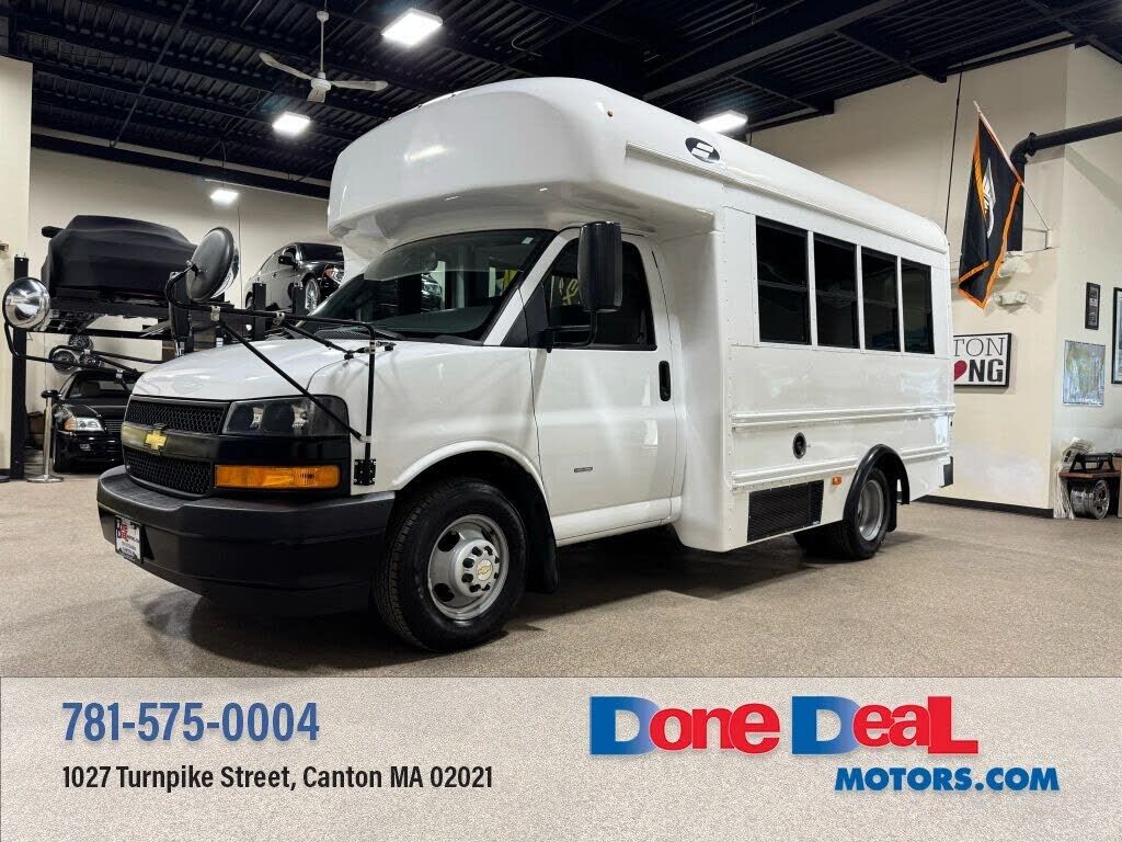 2019 CHEVROLET Express