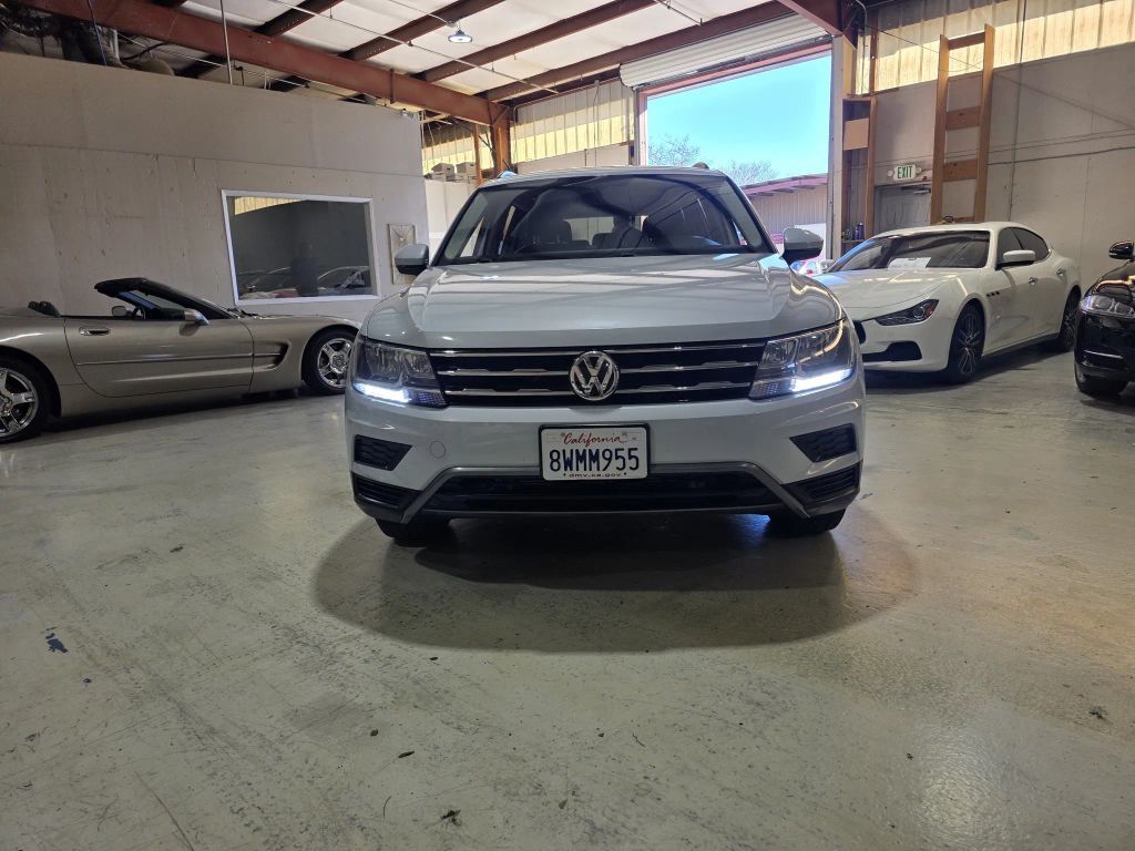 2018 VOLKSWAGEN Tiguan