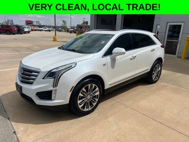 2017 CADILLAC XT5