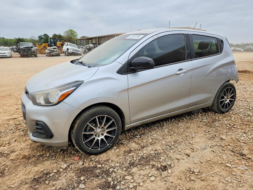 2017 CHEVROLET Spark