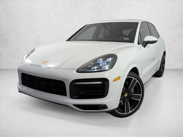2023 PORSCHE Cayenne