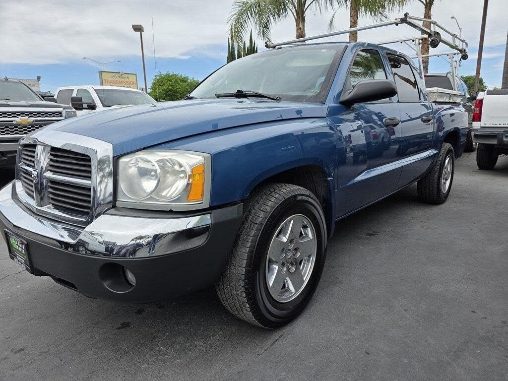 2005 DODGE Dakota