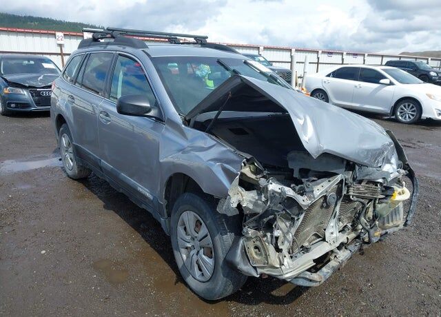2010 SUBARU Outback