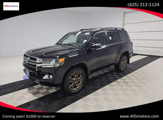2020 TOYOTA Land Cruiser