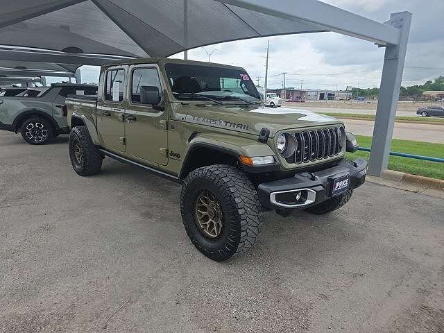 2025 JEEP Gladiator