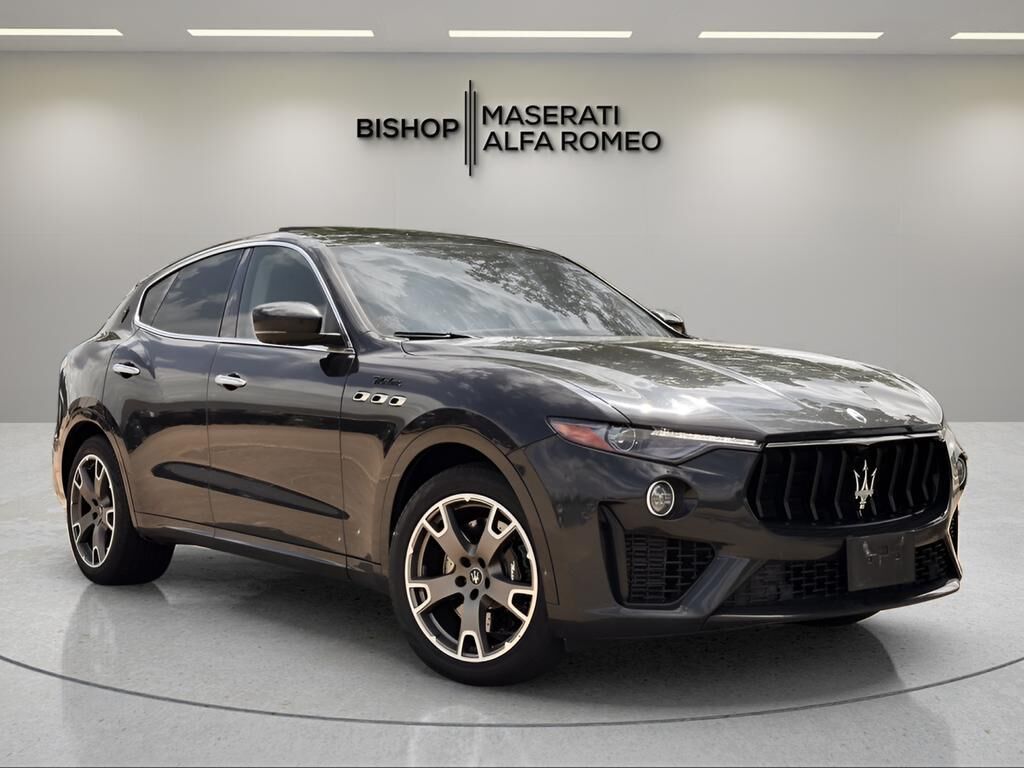 2022 MASERATI Levante