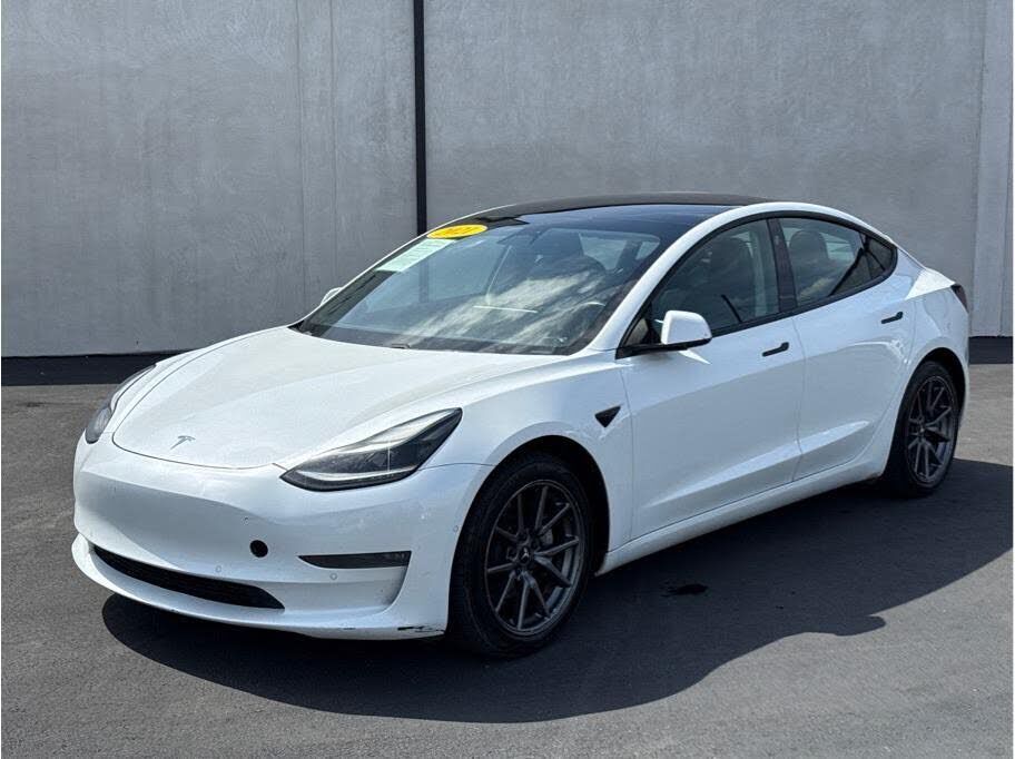2021 TESLA Model 3