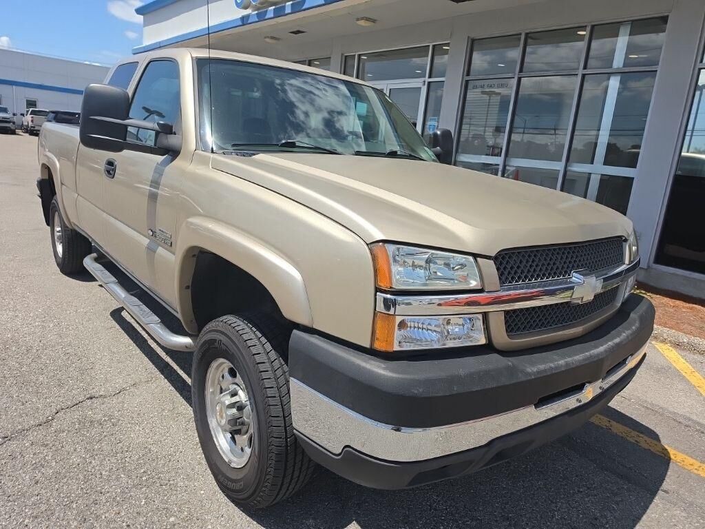 2004 CHEVROLET Silverado