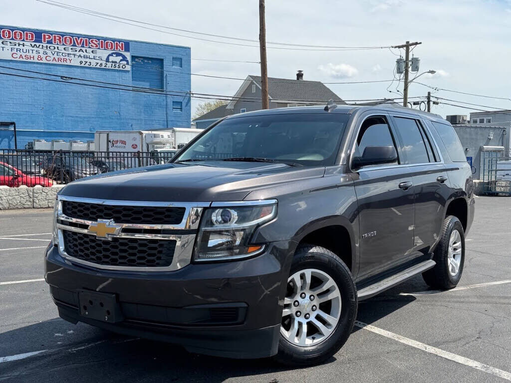 2017 CHEVROLET Tahoe