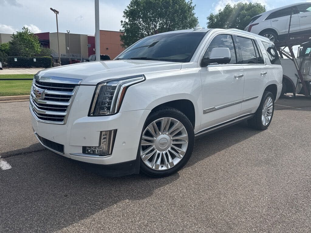 2019 CADILLAC Escalade