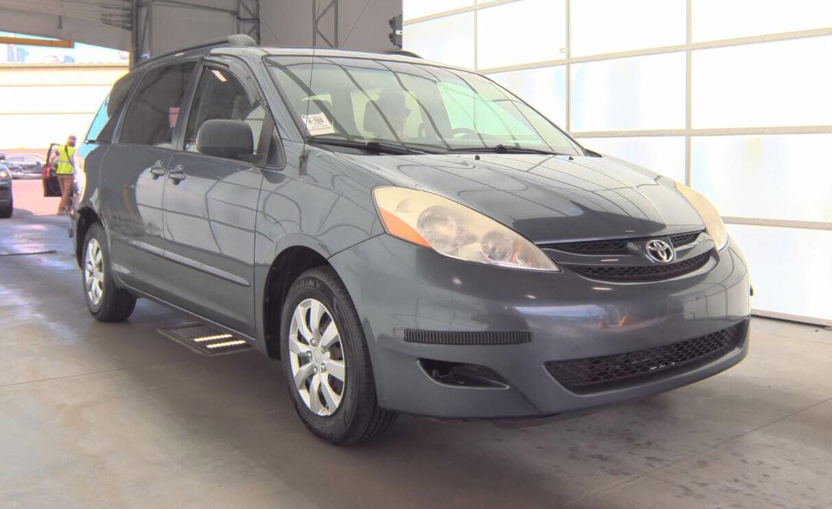 2008 TOYOTA Sienna