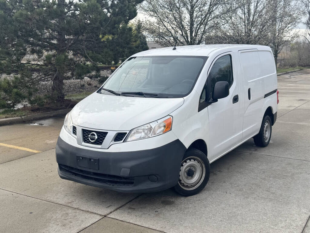 2015 NISSAN NV200