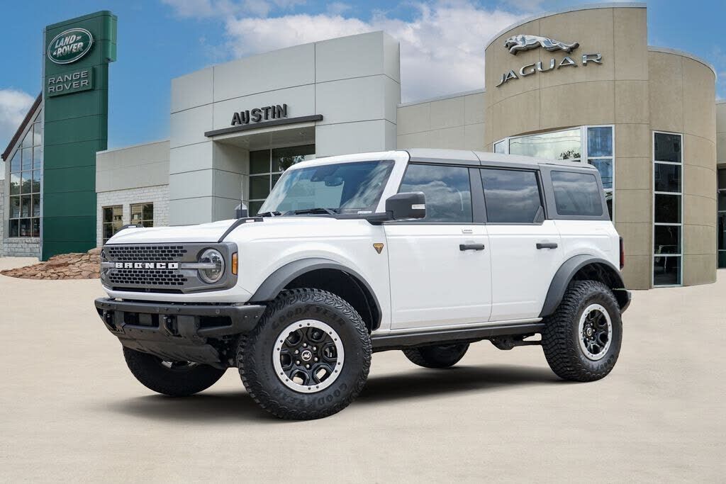 2023 FORD Bronco