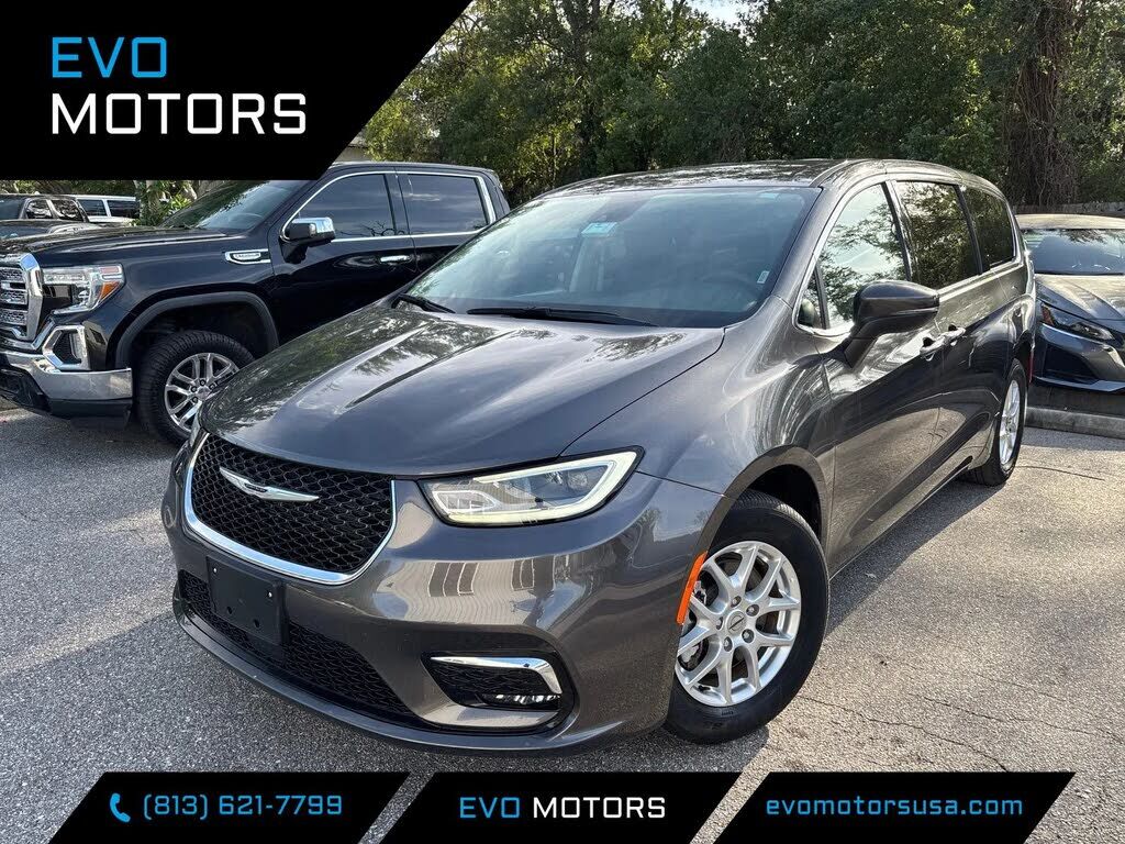 2023 CHRYSLER Pacifica