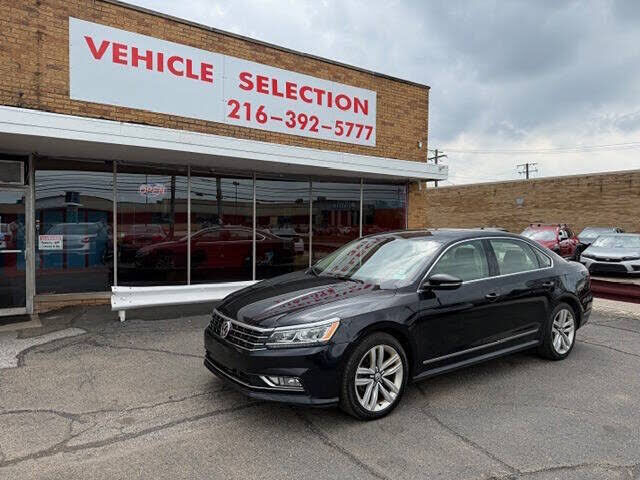 2017 VOLKSWAGEN Passat