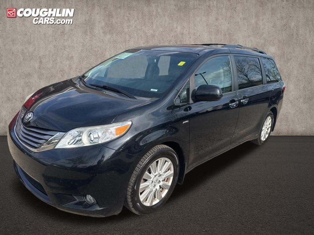 2017 TOYOTA Sienna