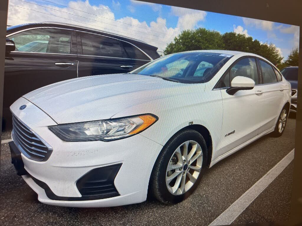 2019 FORD Fusion