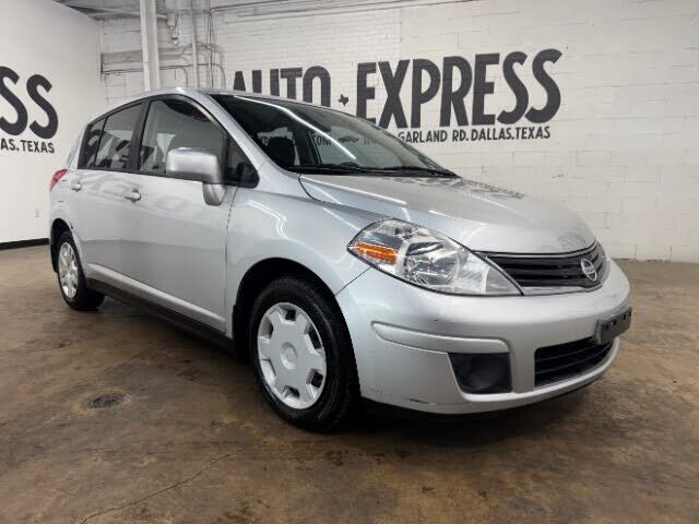 2010 NISSAN Versa