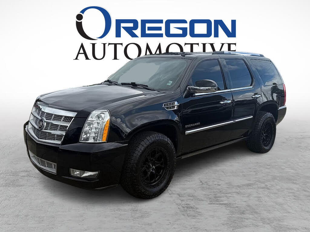 2011 CADILLAC Escalade