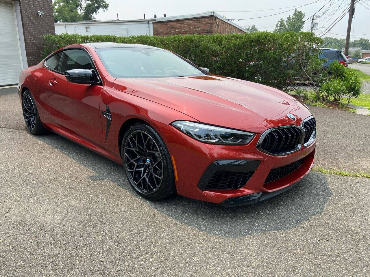 2022 BMW M8