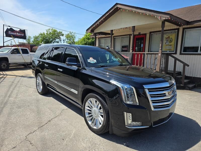 2019 CADILLAC Escalade ESV