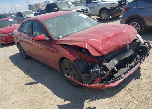 2022 HYUNDAI Elantra