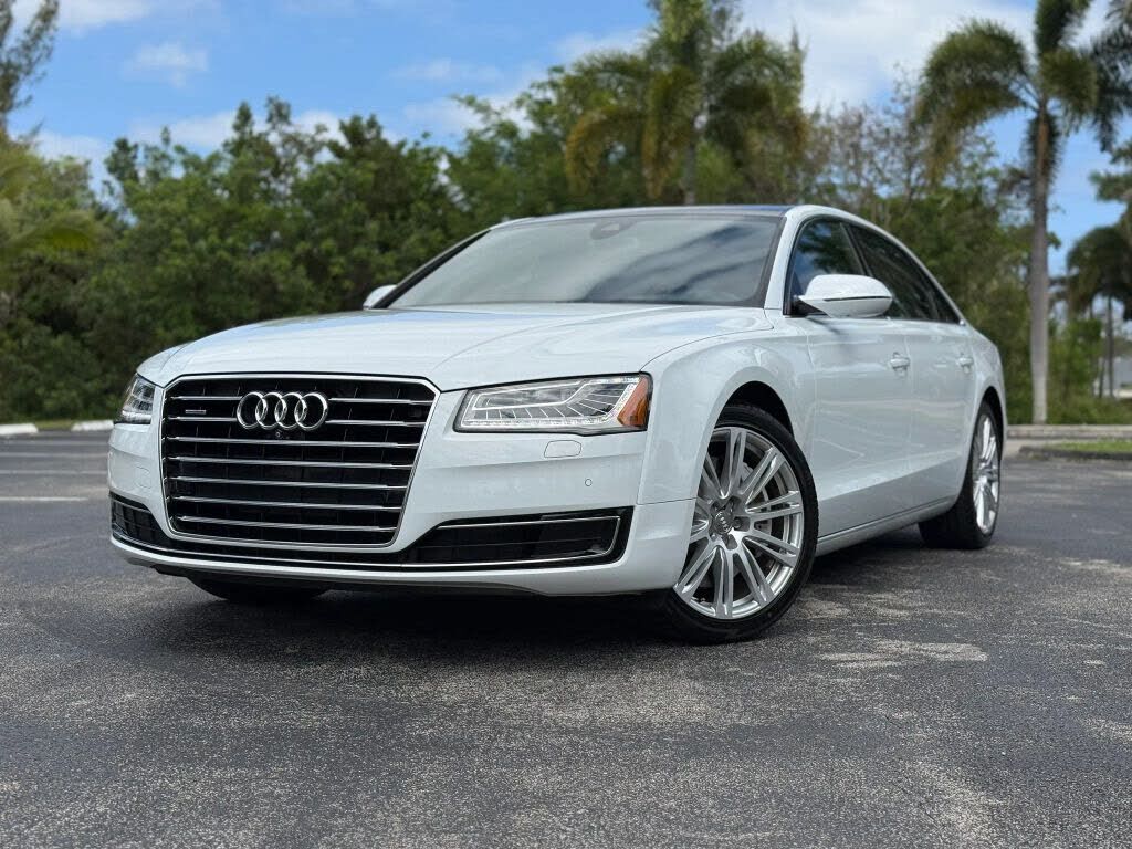 2016 AUDI A8