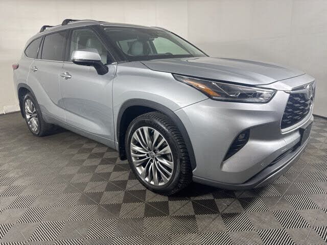 2021 TOYOTA Highlander