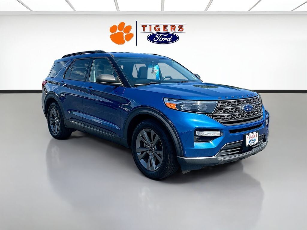 2021 FORD Explorer