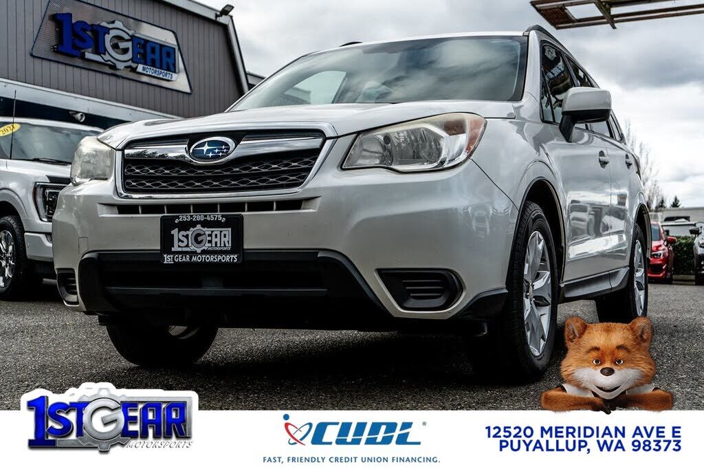2015 SUBARU Forester