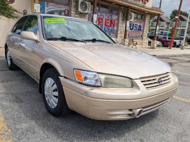 1999 TOYOTA Camry