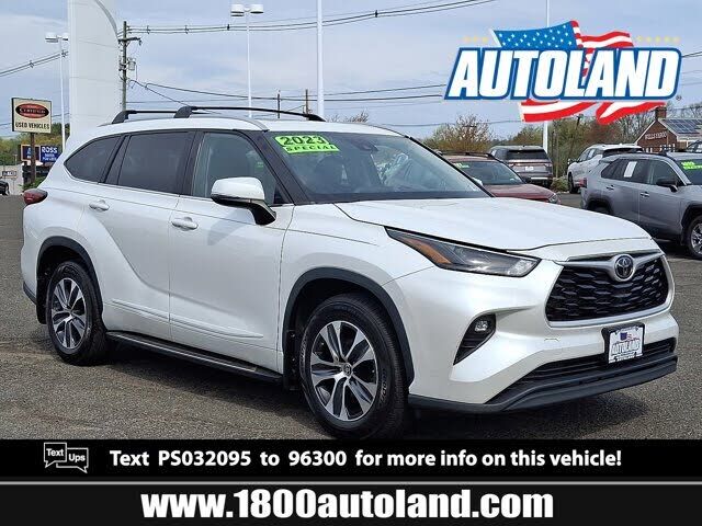 2023 TOYOTA Highlander