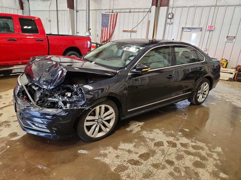 2017 VOLKSWAGEN Passat