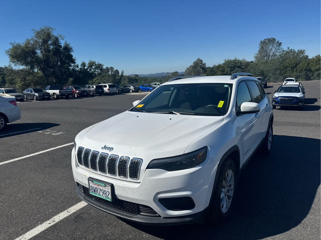 2021 JEEP Cherokee