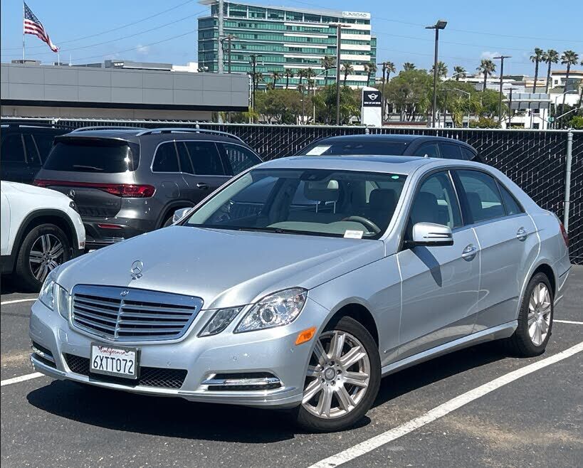 2013 MERCEDES-BENZ E-Class