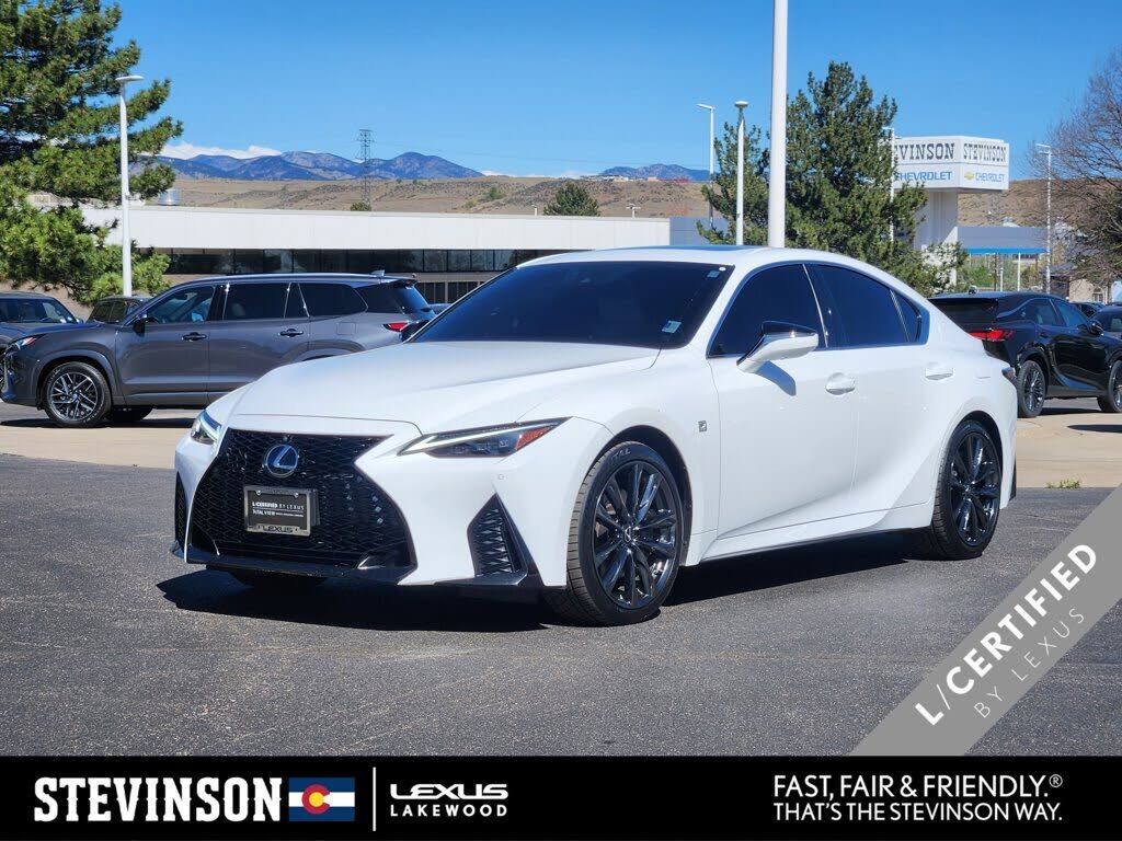 2024 LEXUS IS