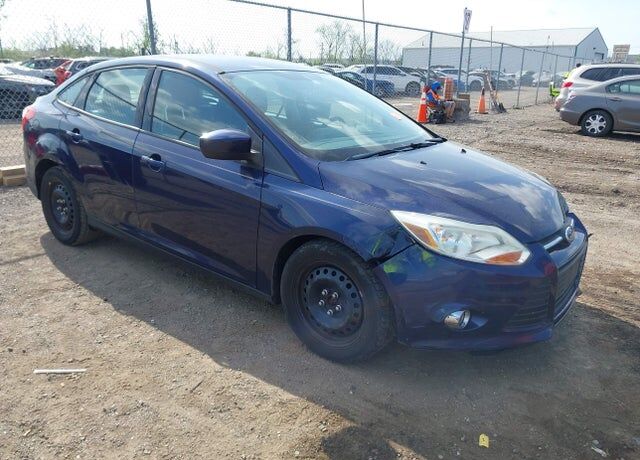 2012 FORD Focus
