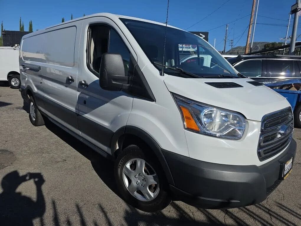 2018 FORD Transit